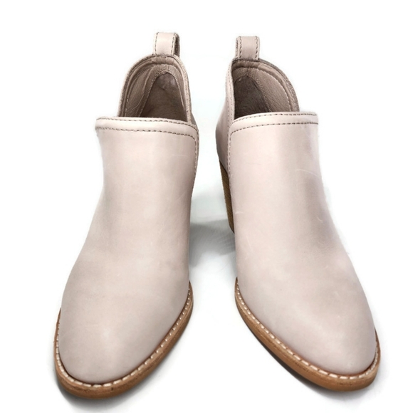 Jeffrey Campbell Rosalee Cream Leather Low Notched Shaft Pull-On Block Heel Boot - Picture 2 of 16